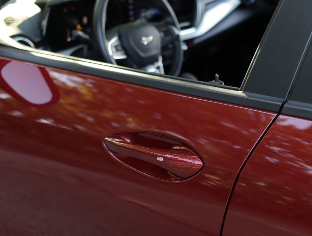 Used 2025 Crimson Metallic Chevrolet LT image 32