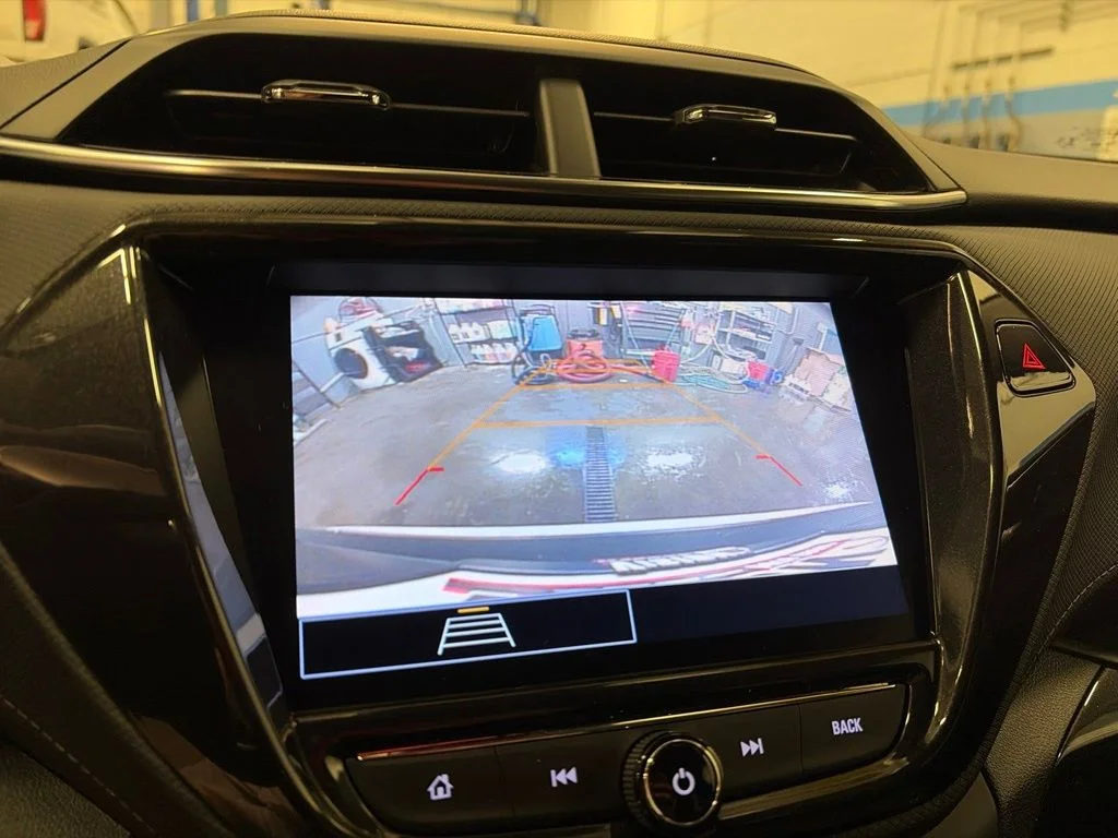 Used 2023 White Chevrolet LT image 31