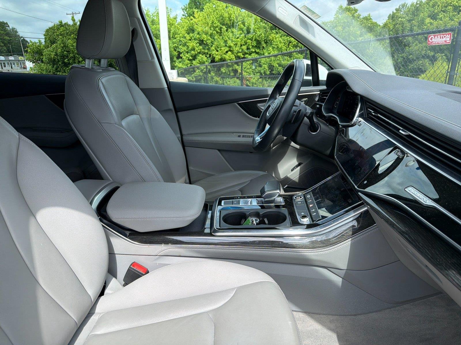 Used 2024  Audi Premium Plus image 40