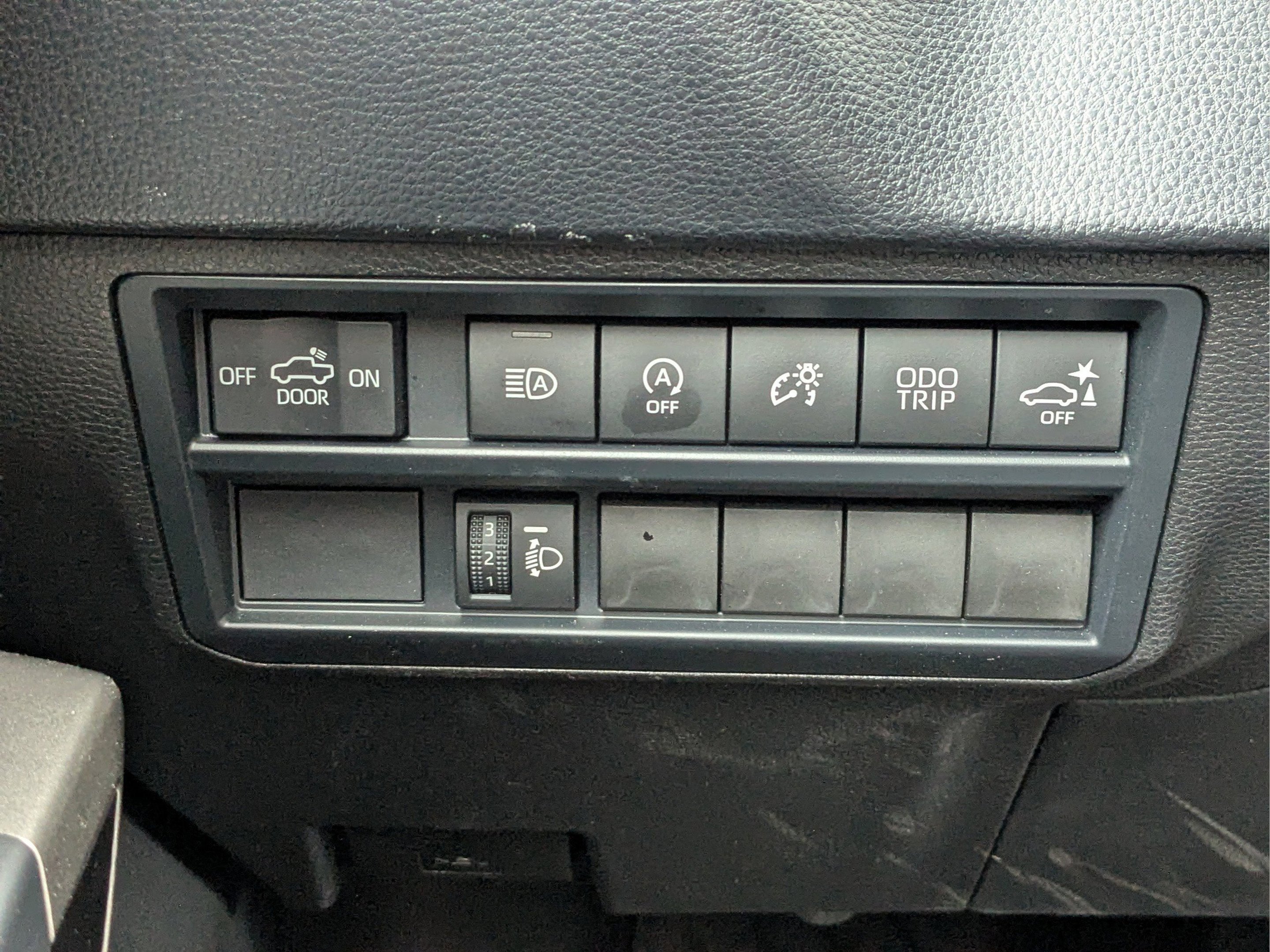 2026 Toyota Tundra SR5 - Photo 21