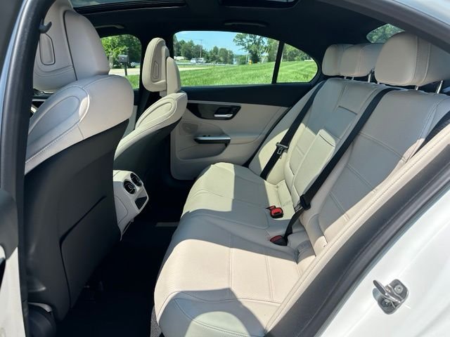 New 2026 Polar White Mercedes-Benz C 300 image 17
