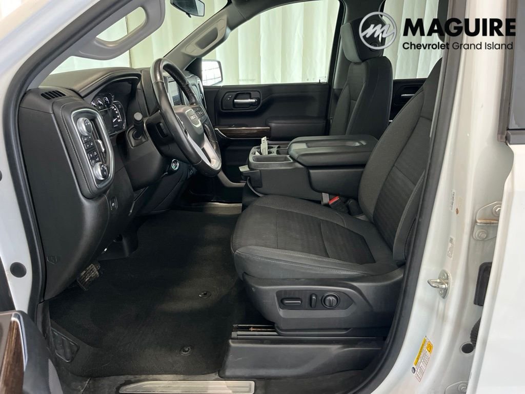 2021 GMC Sierra Elevation 4WD Crew Cab Short Box's photo