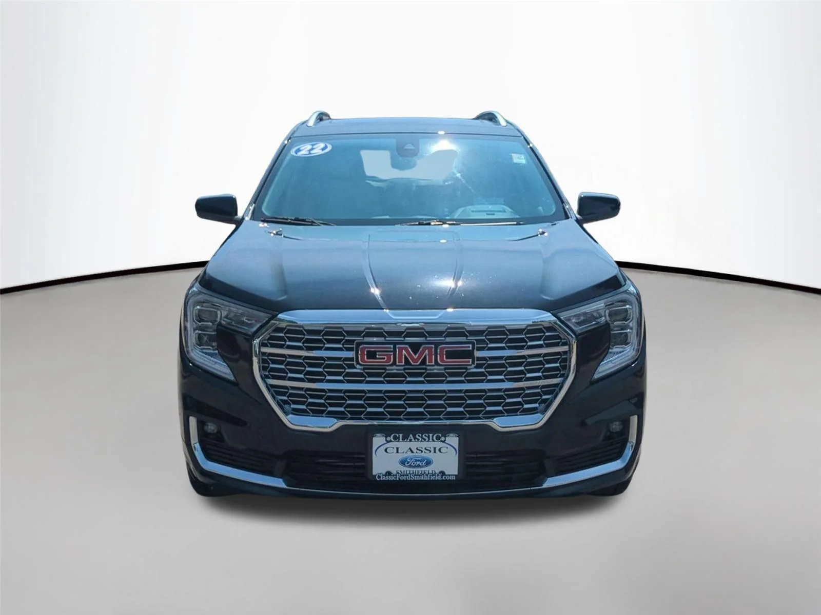 Used 2022 Ebony Twilight Metallic GMC Denali image 8