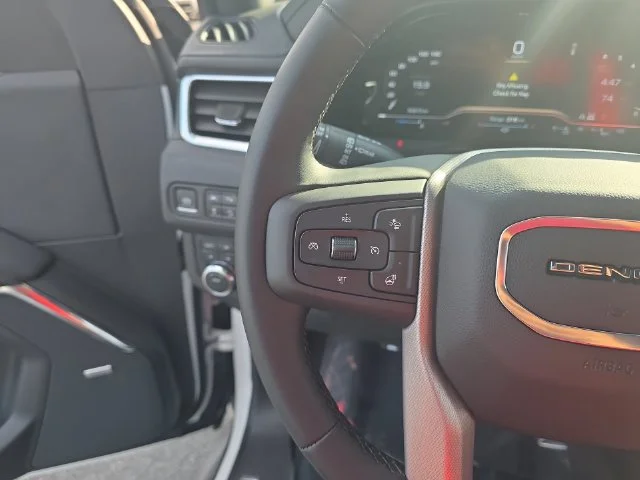 Used 2024 White GMC Denali image 19