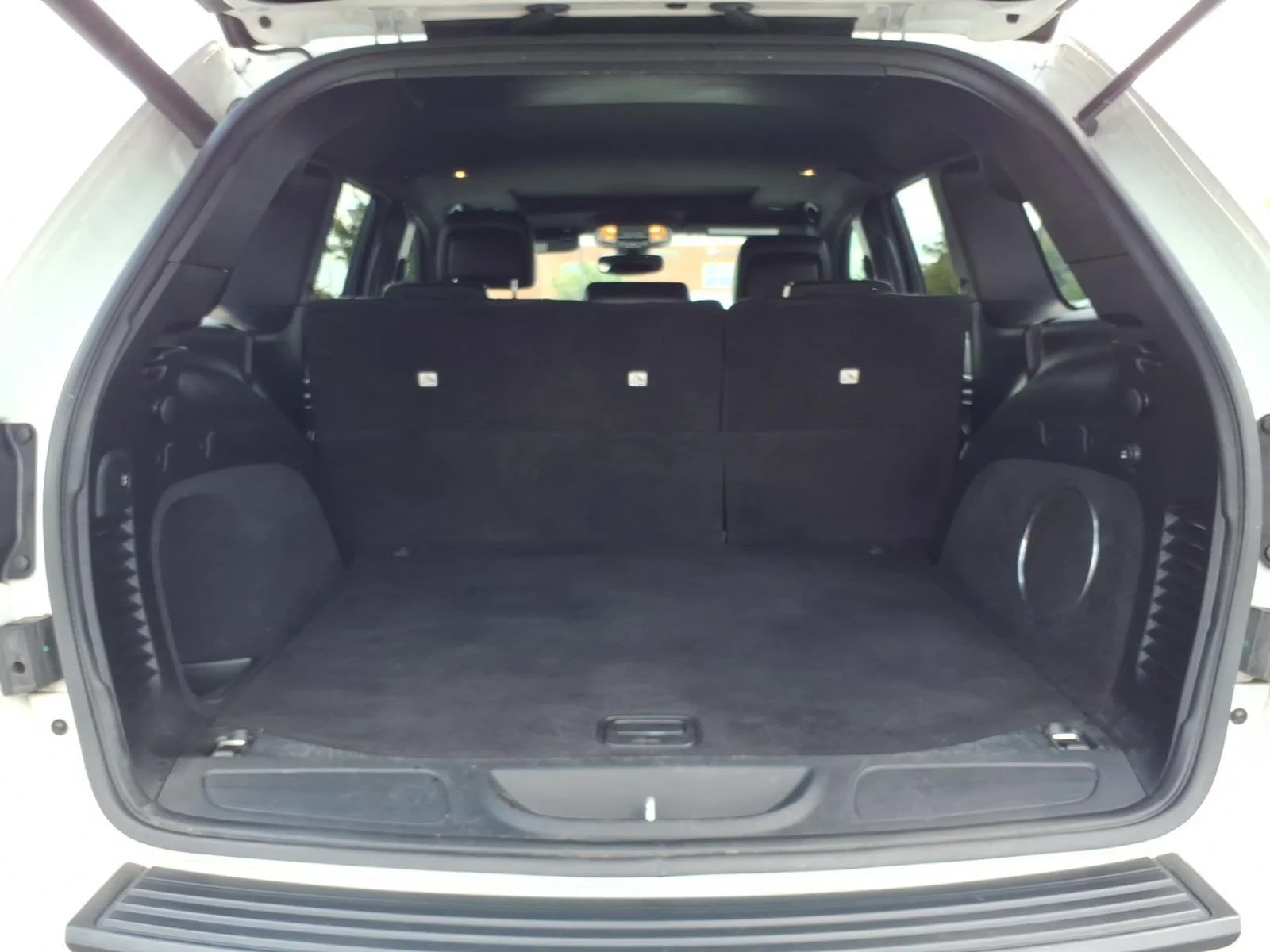 Used 2020 Bright White Clearcoat Jeep Altitude image 32