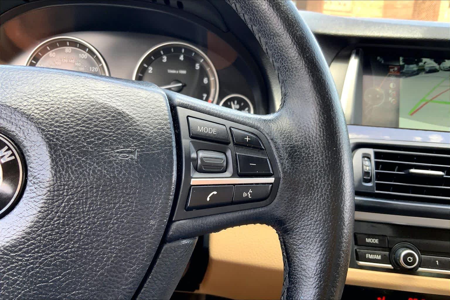 Used 2014 Mineral White Metallic BMW 535i xDrive image 25