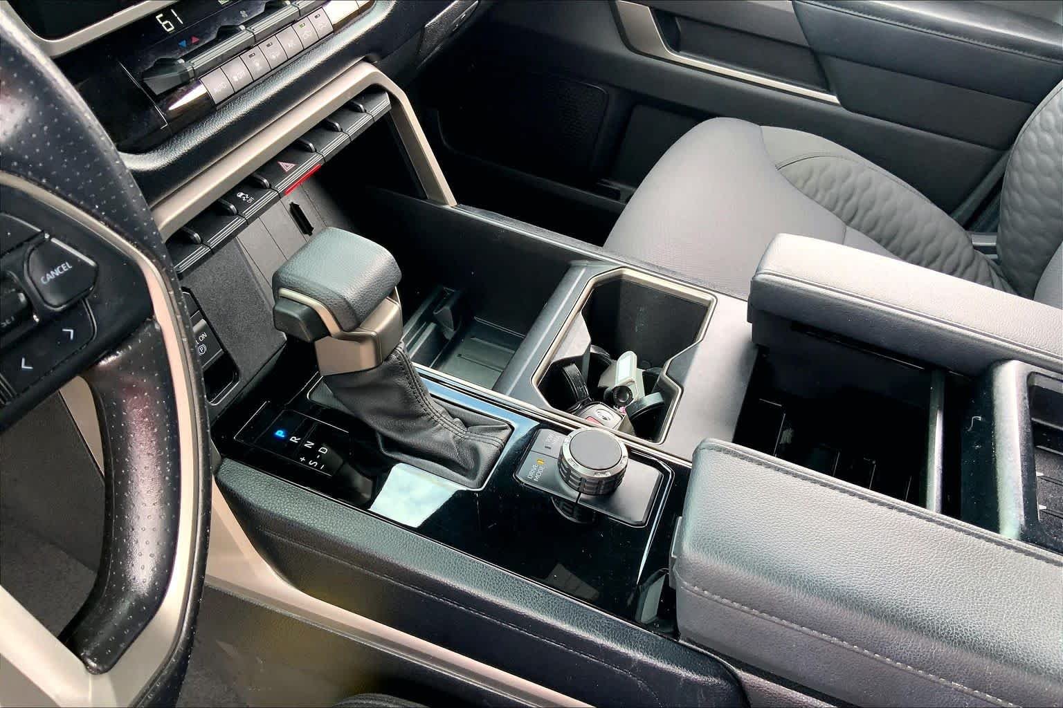 Used 2025 Ice Cap Toyota SR5 image 16