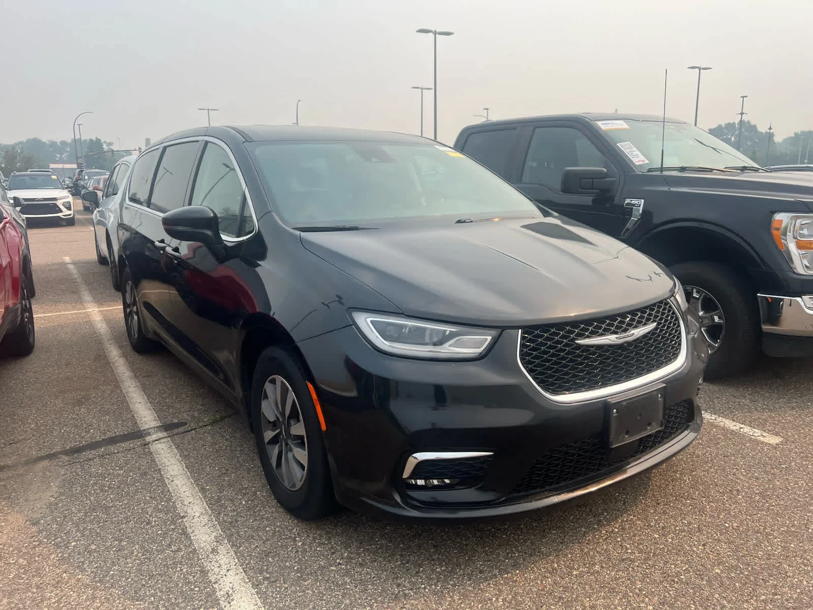 Used 2023 Chrysler Pacifica Hybrid Touring L with VIN 2C4RC1L77PR626643 for sale in Brooklyn Center, Minnesota