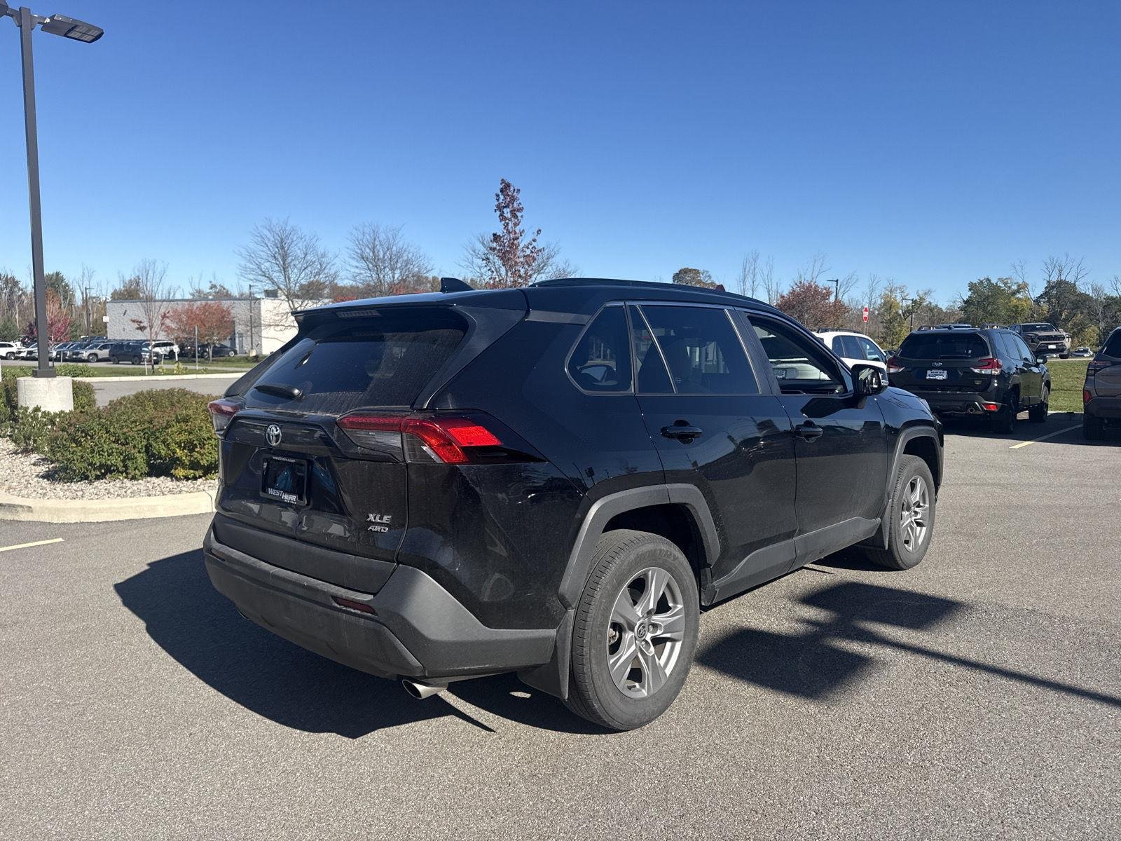 Used 2022 Midnight Black Metallic Toyota XLE image 10