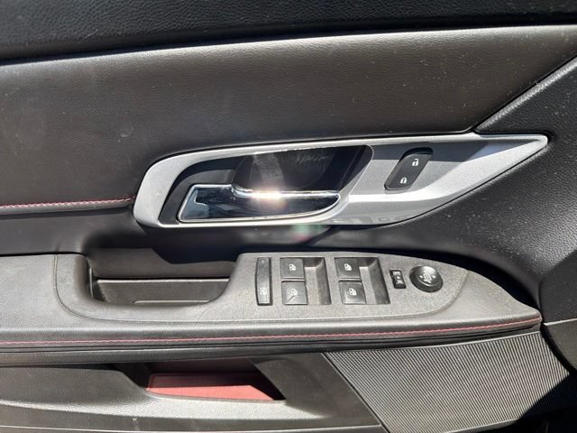 Used 2015 Onyx Black GMC SLE image 16