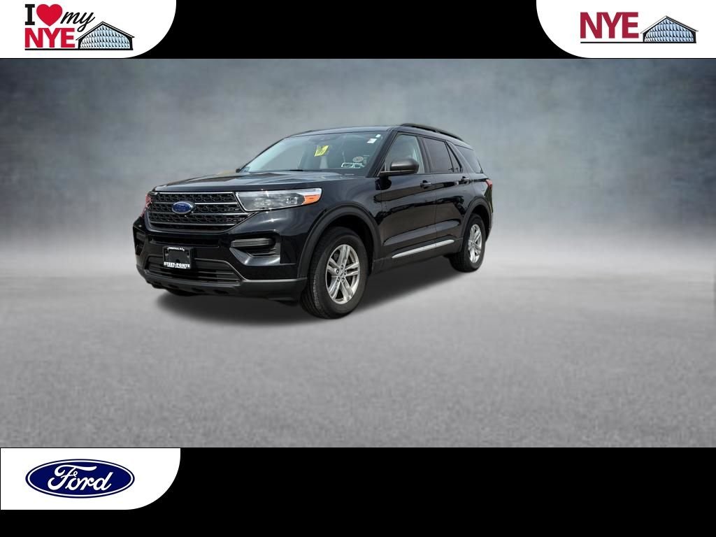 Certified Used 2023 Black Metallic Ford XLT image 1