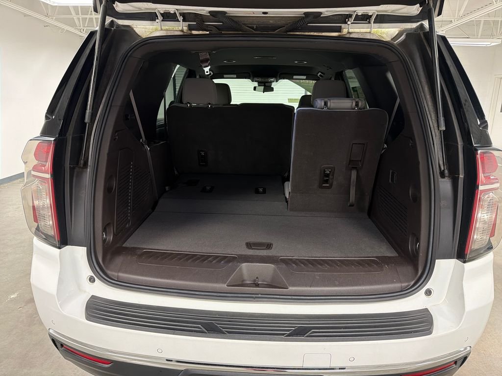 Used 2023 White Chevrolet LS image 17