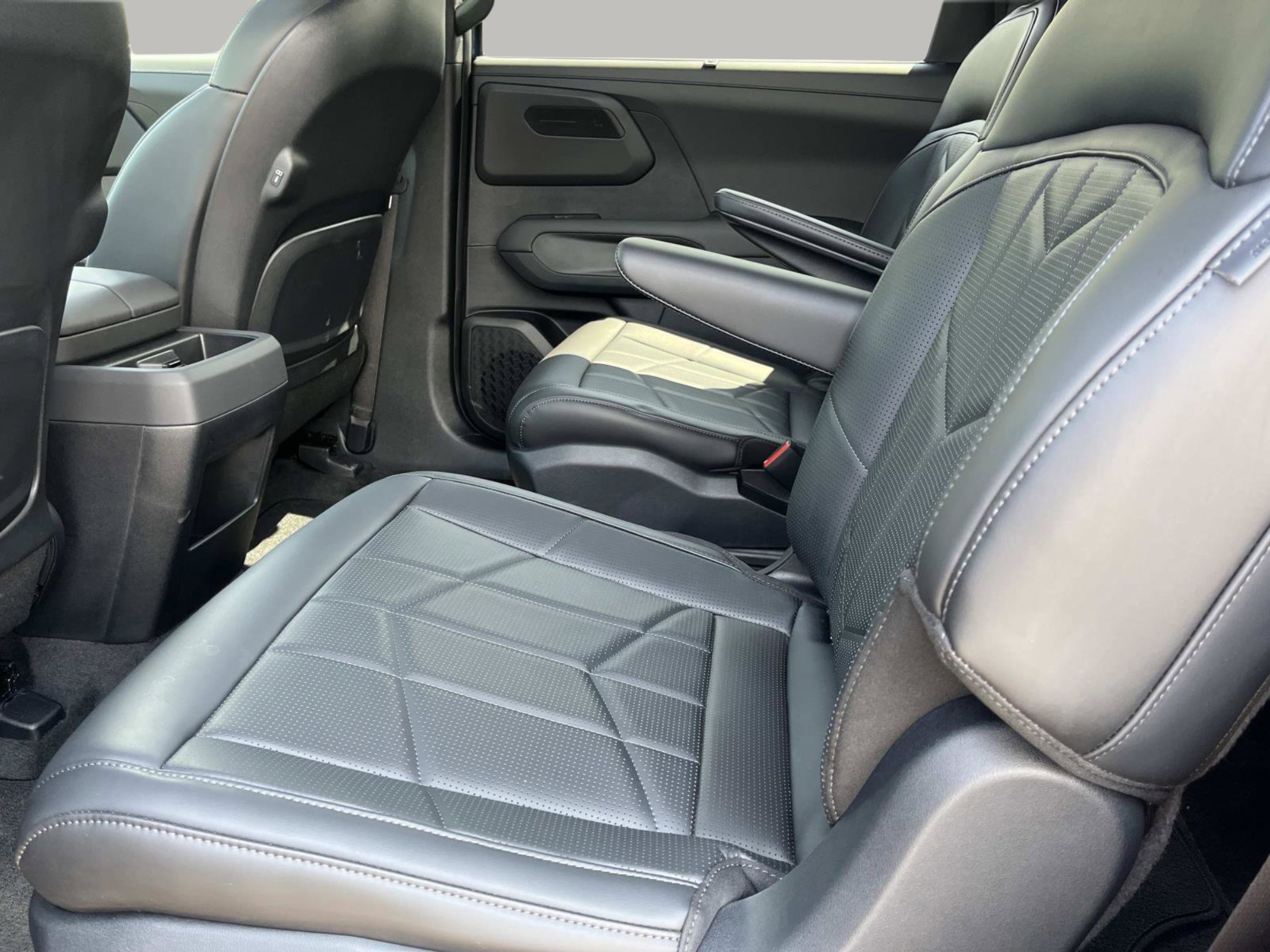 New 2027 Midnight Lake Blue Kia X-Line EX image 17