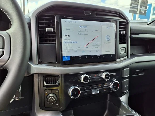 New 2026 Oxford White Ford XLT image 13