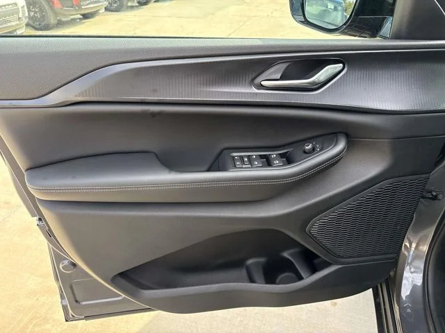 New 2025 Gray Jeep Altitude X image 11