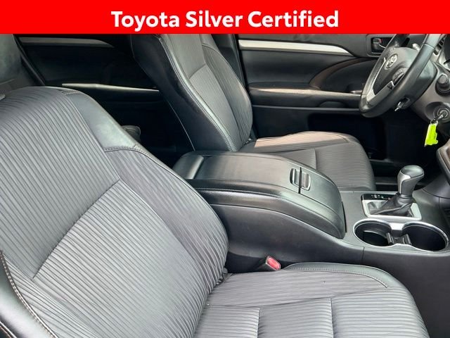 Used 2019 Black Toyota LE Plus image 43