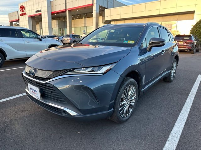 Used 2021 Gray Toyota XLE image 1