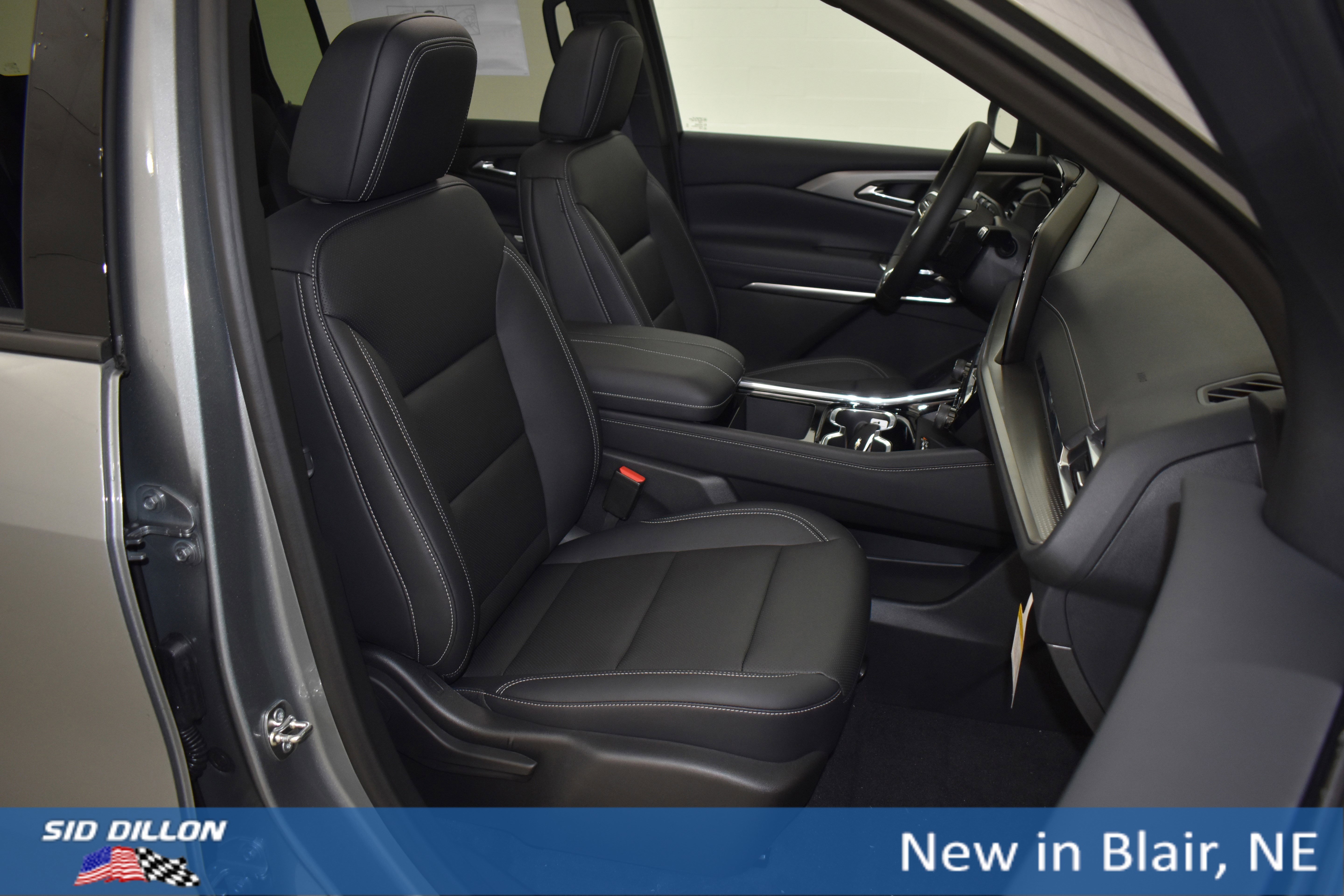 New 2026 Sterling Gray Metallic Chevrolet LT image 9