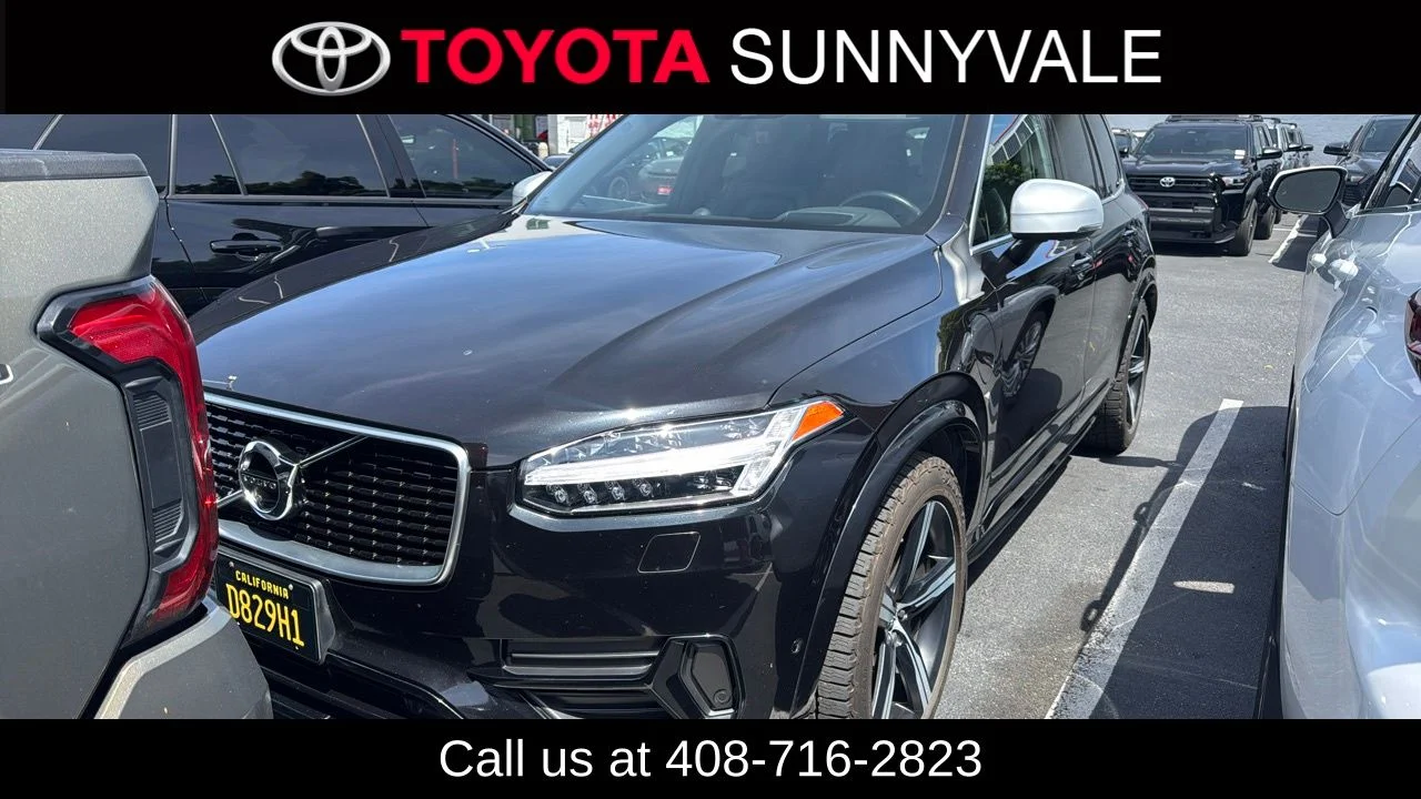 2019 Volvo XC90 T8 R-Design PHEV AWD's photo