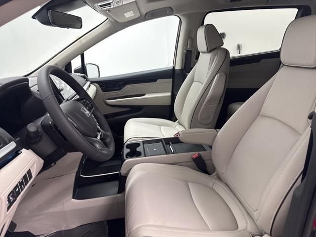 2026 Honda Odyssey Touring - Photo 10