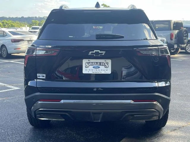 Certified Used 2025 Mosaic Black Metallic Chevrolet ACTIV image 5