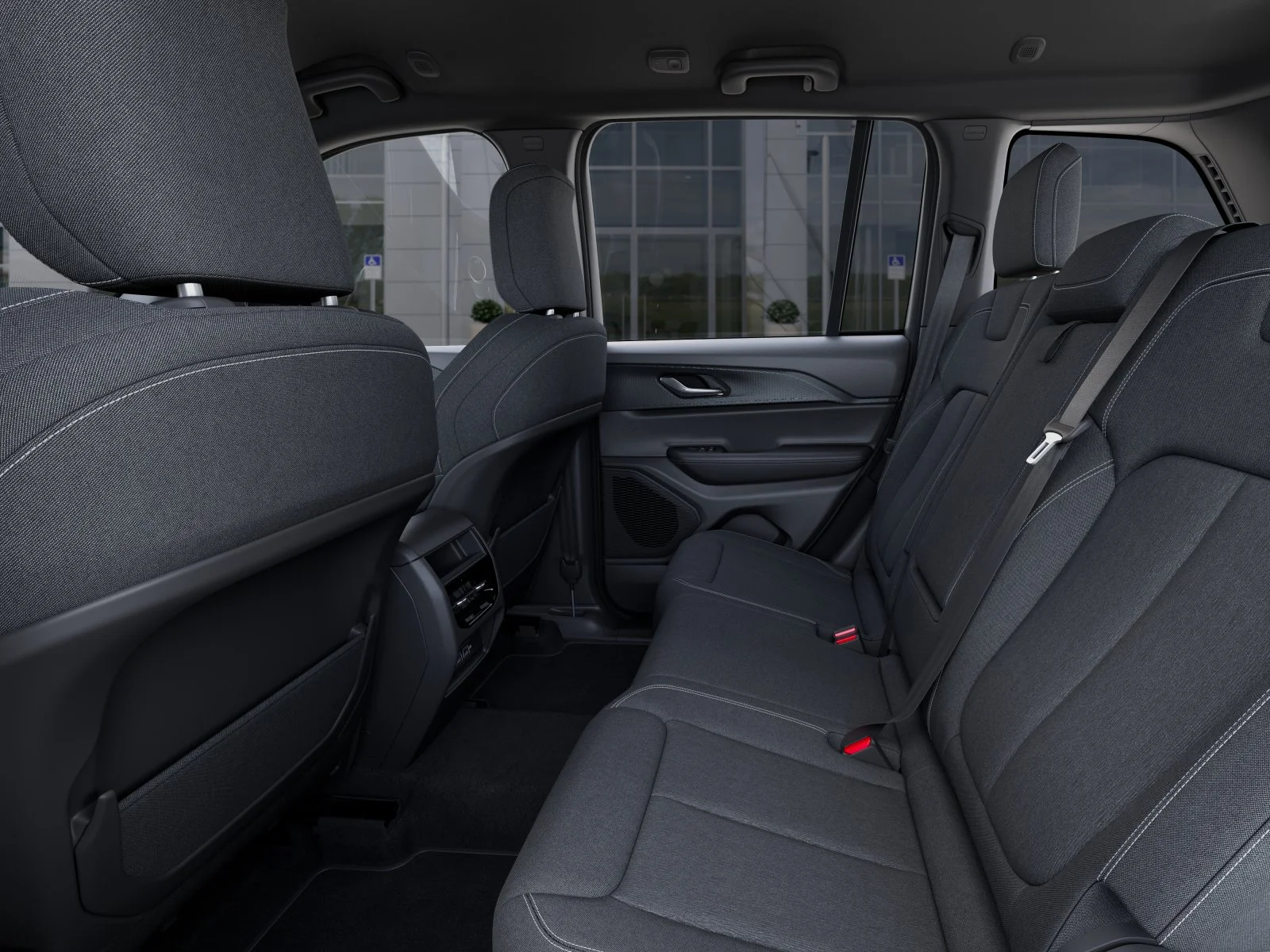 New 2025 Diamond Black Crystal Pearl-Coat Exterior Paint Jeep Laredo image 55
