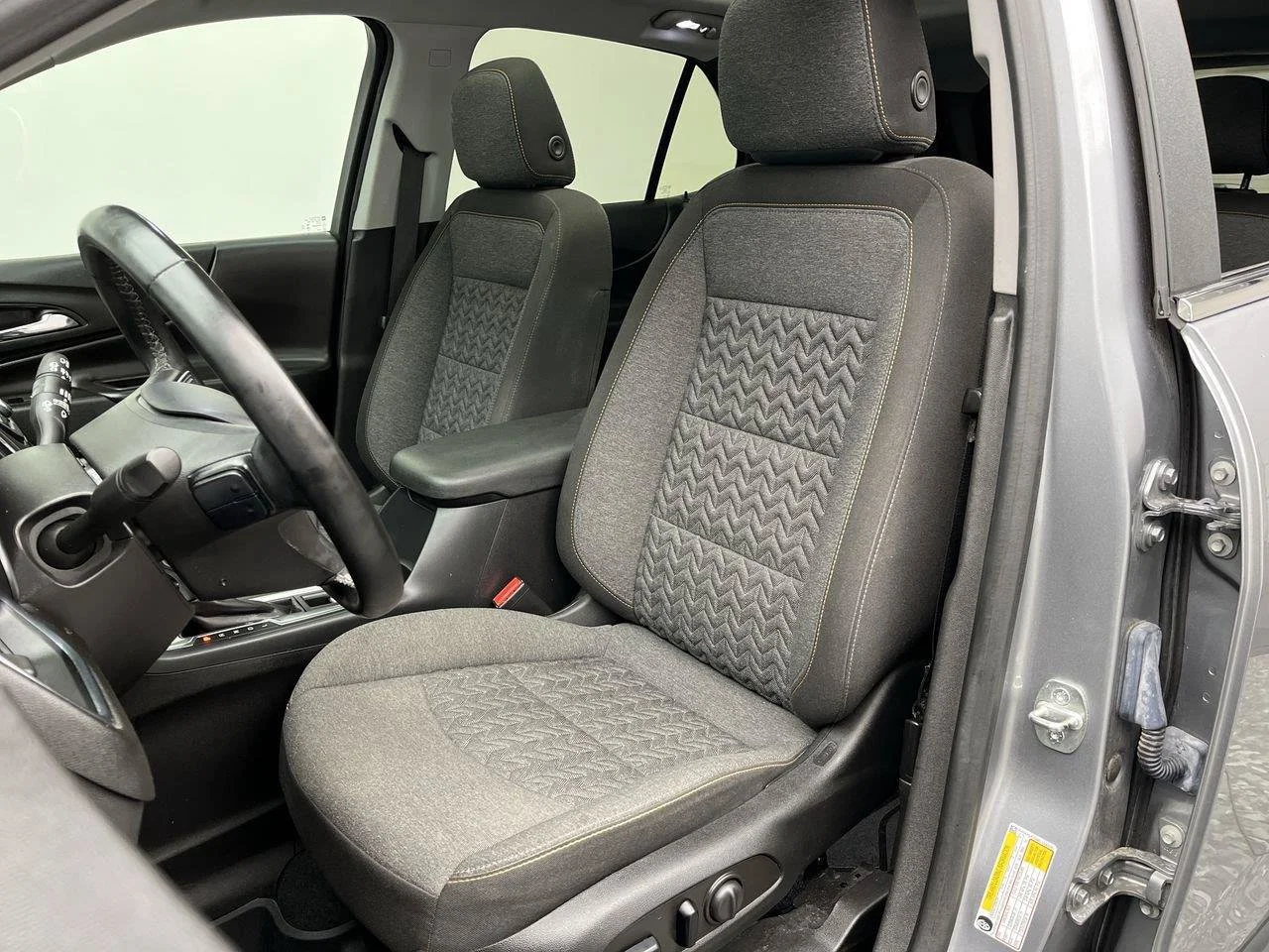 2024 Chevrolet Equinox LT - Photo 10