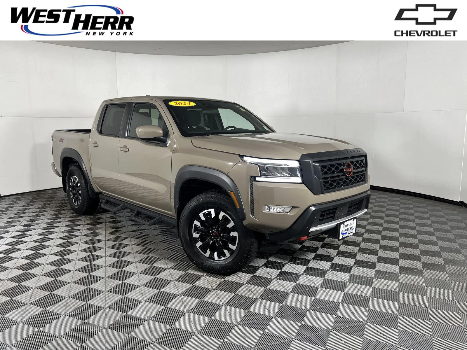Used 2024 Tn Nissan PRO-4X image 1