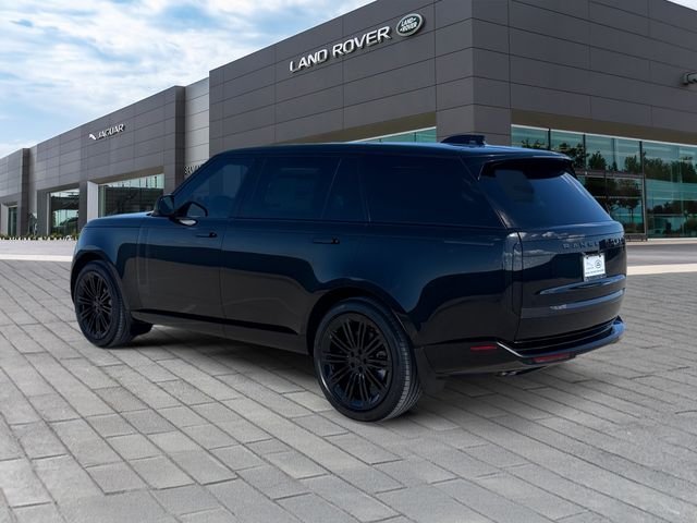 New 2026 Santorini Black Land Rover SE image 3