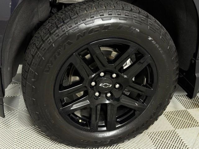 Used 2022 Dark Ash Metallic Chevrolet RST image 5
