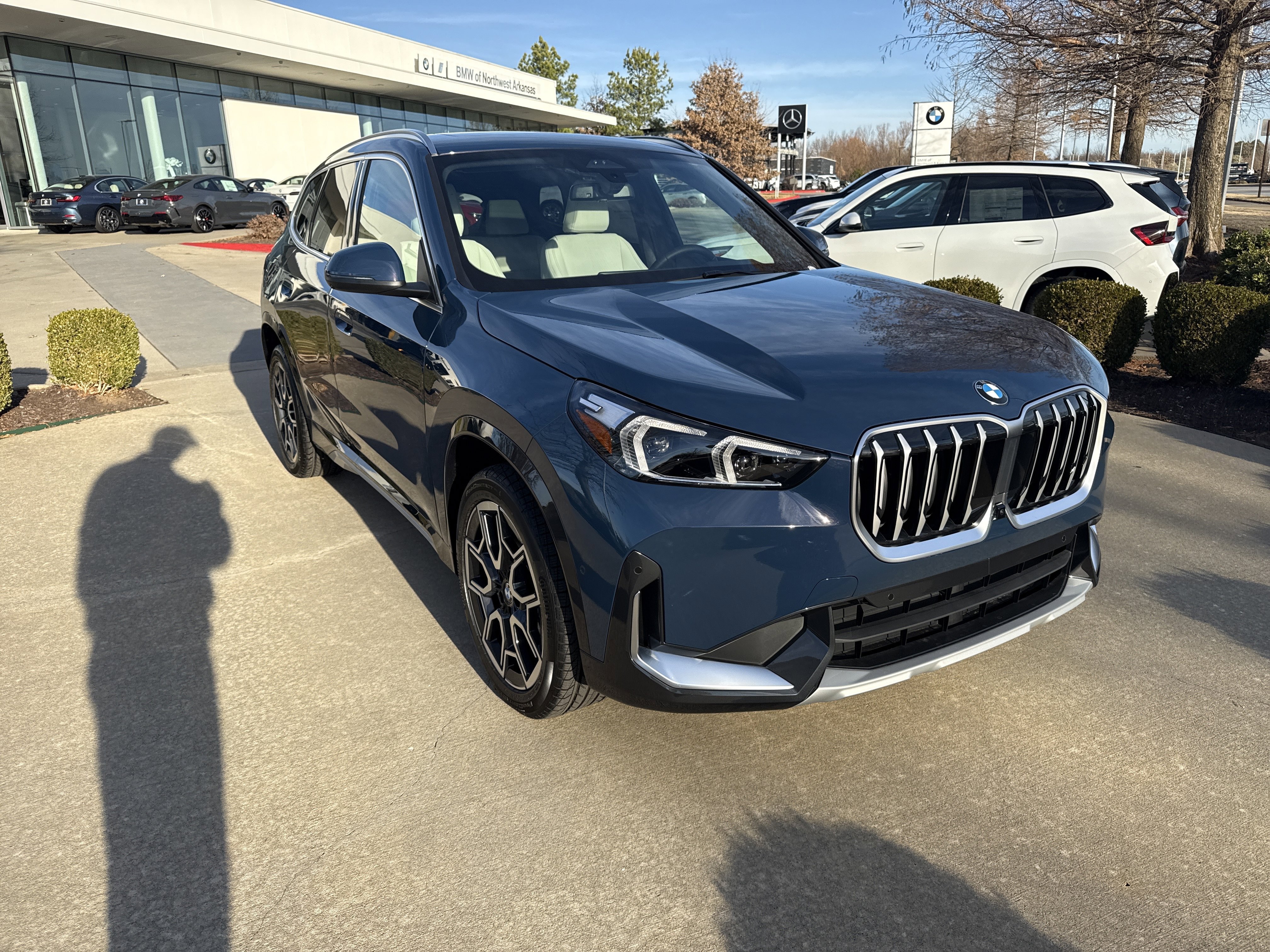 Used 2026 Night Dusk Blue Metallic BMW xDrive28i image 6