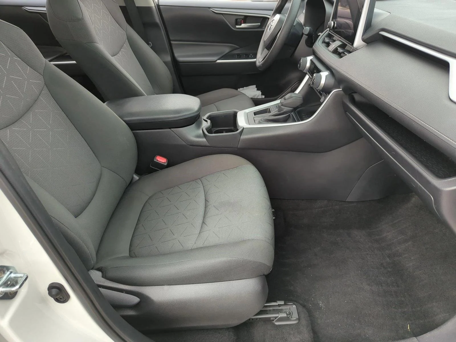Used 2024 Ice Cap Toyota XLE image 21