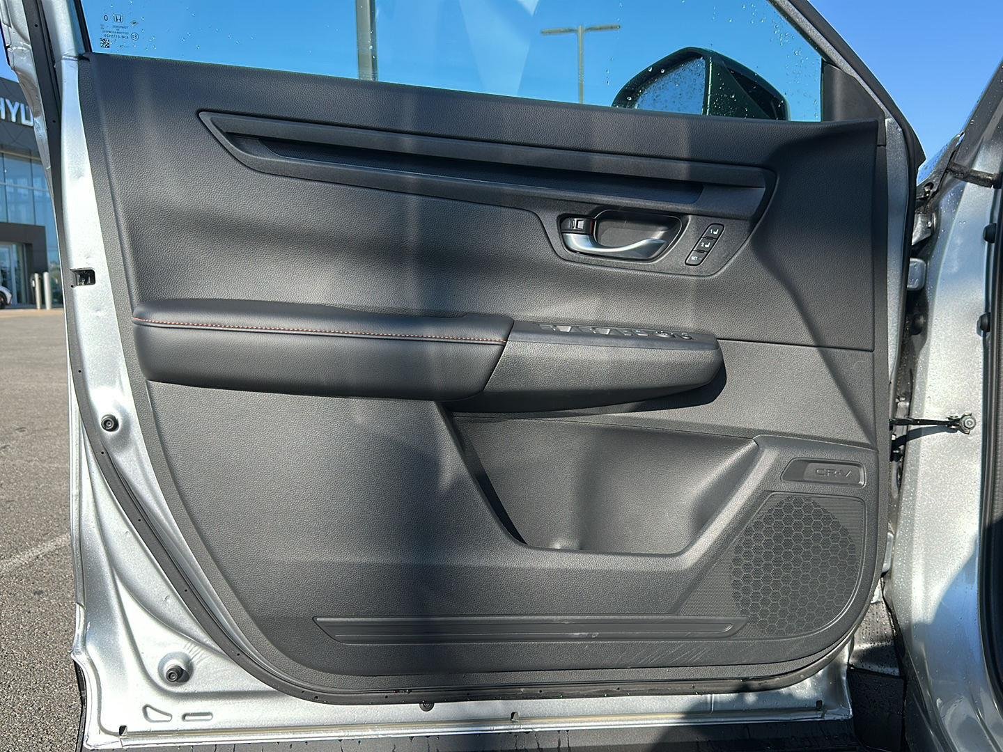 Used 2026 Solar Silver Metallic Honda Sport-L image 8