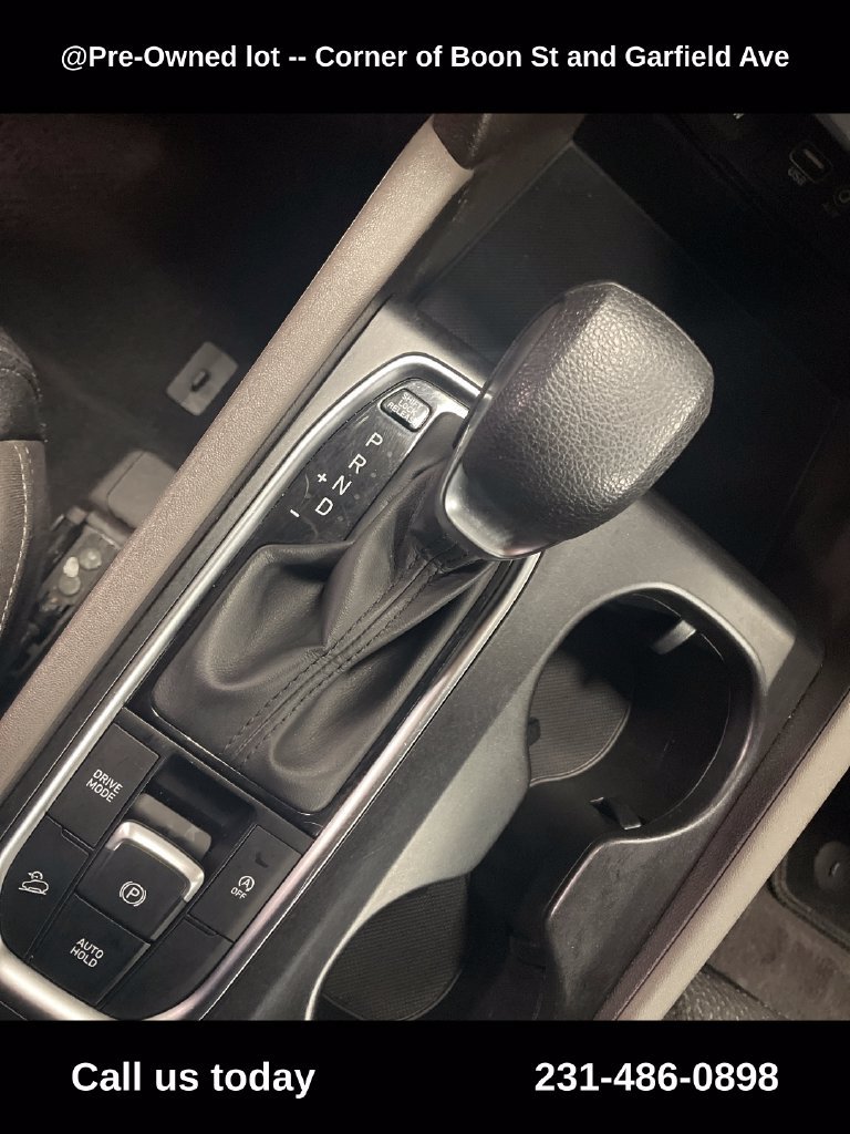 Used 2019 Gray Hyundai SEL image 16