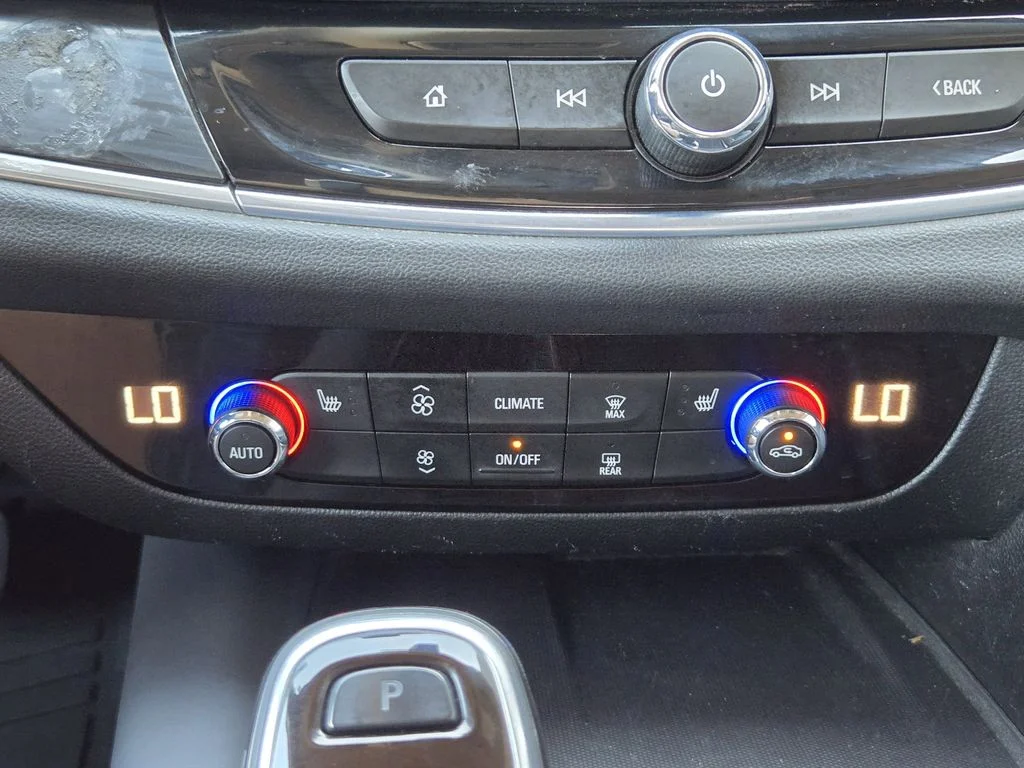 Used 2021 Silver Buick Essence image 20