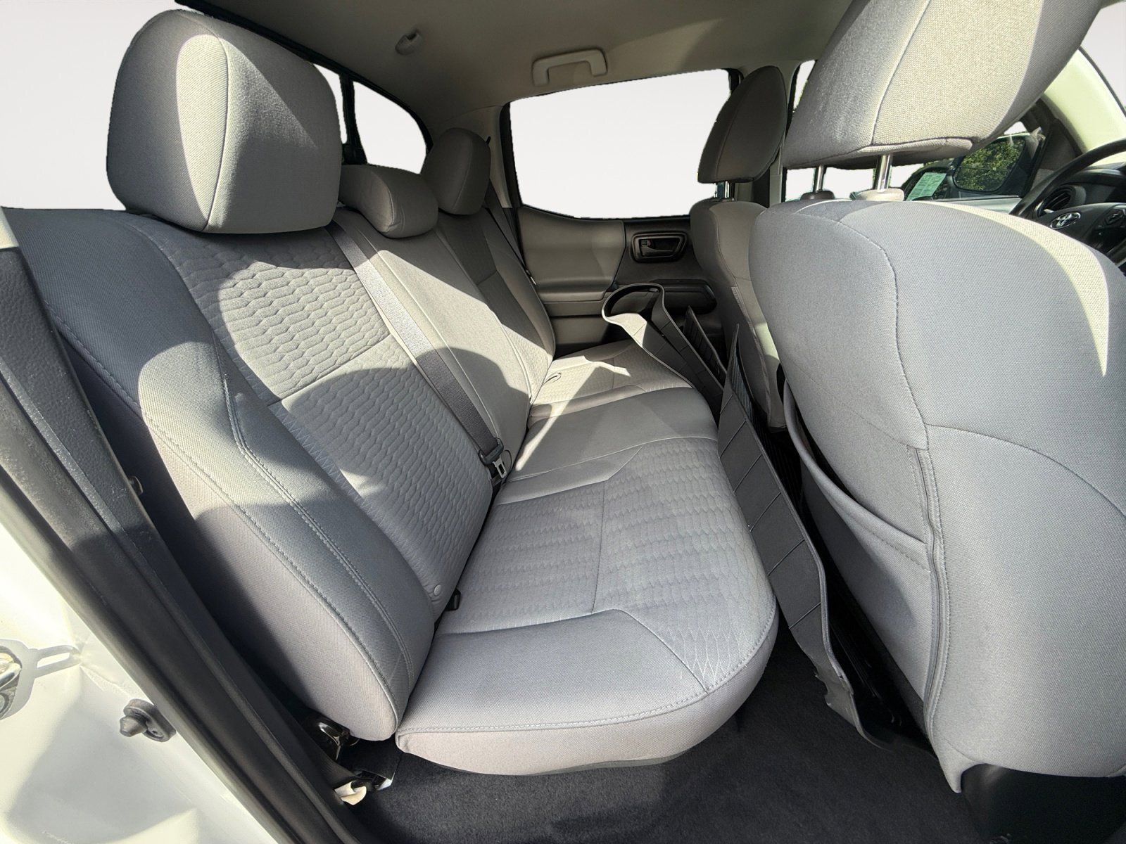 Used 2018 Super White Toyota SR image 18