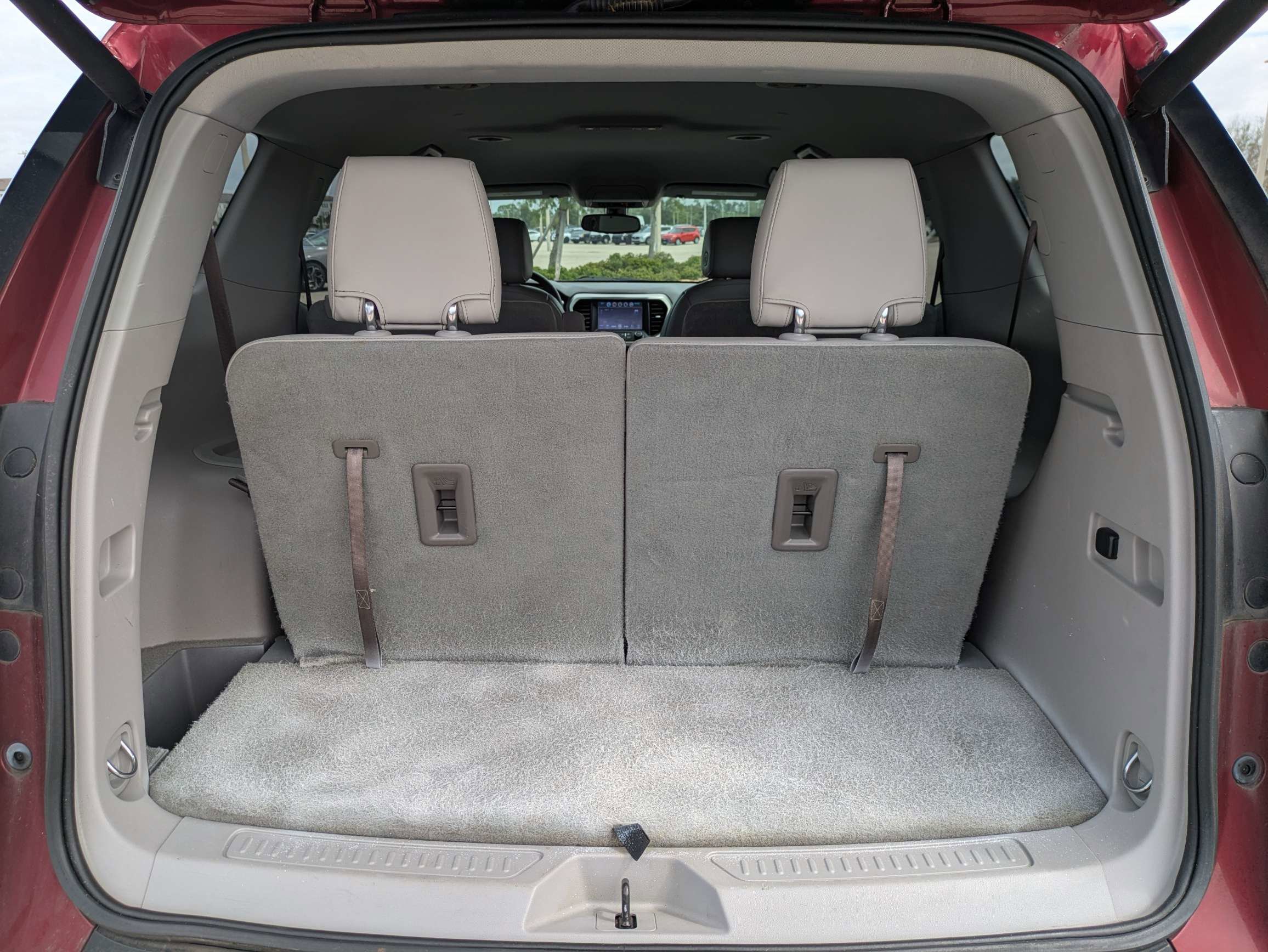 Used 2018 Crimson Red Tintcoat GMC SLT image 14
