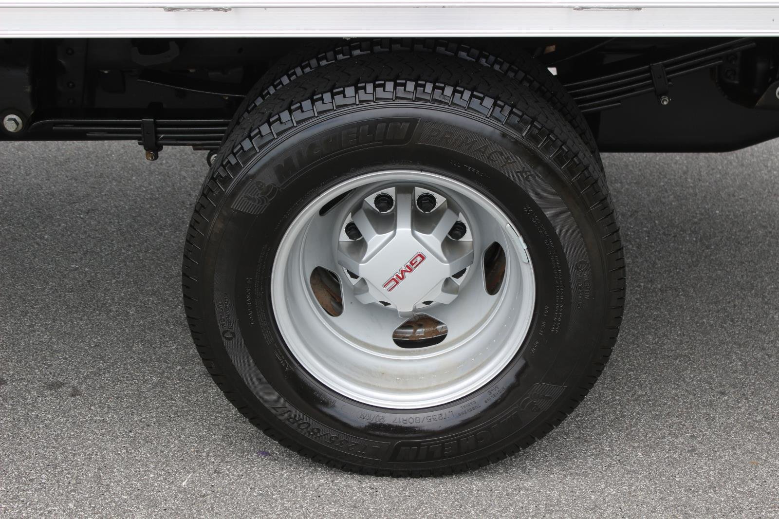 Used 2025 Summit White GMC Pro image 36