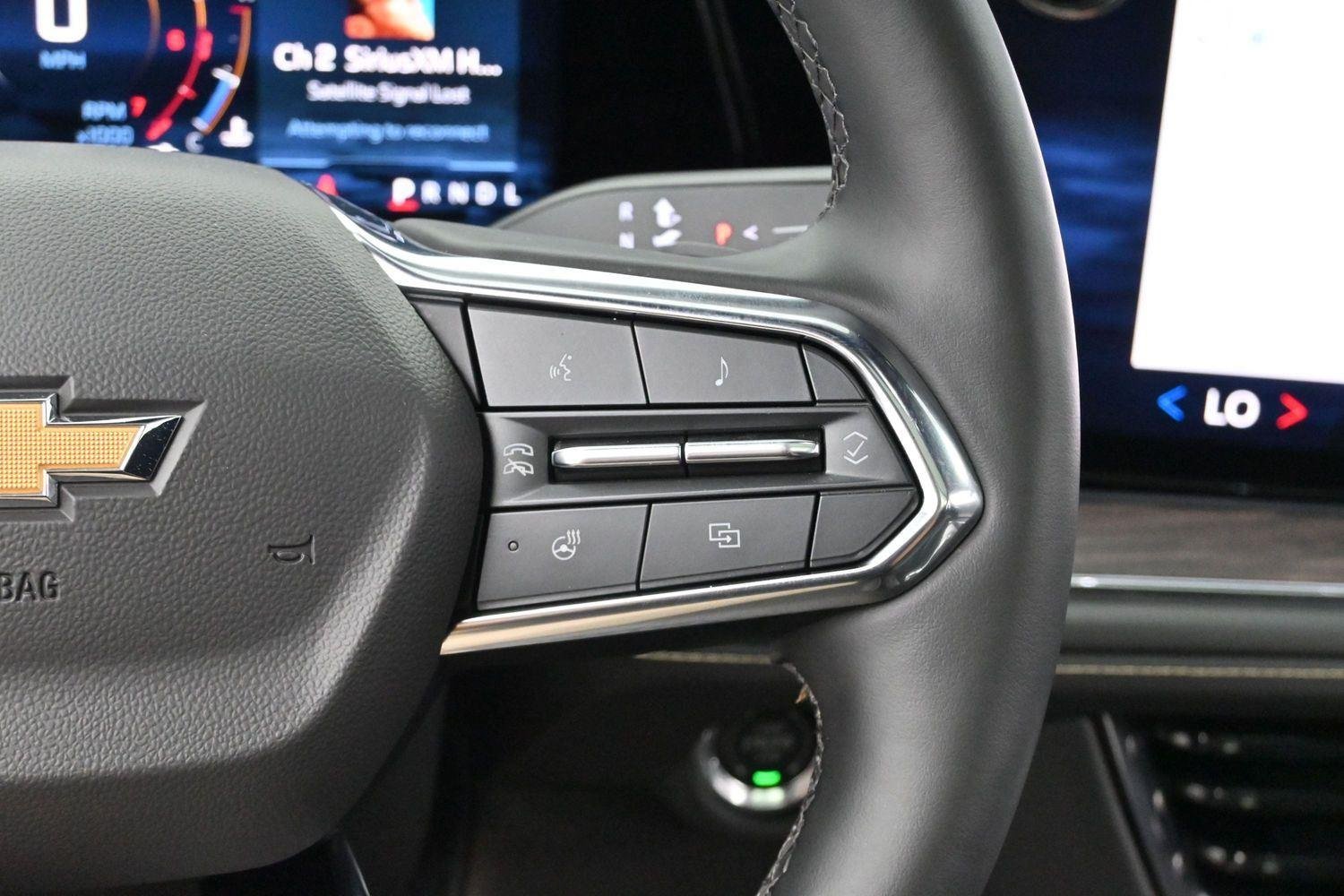 Used 2025 Sterling Gray Metallic Chevrolet Premier image 16