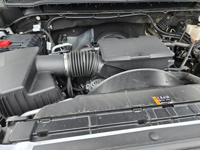 Used 2024 White Chevrolet LT image 22