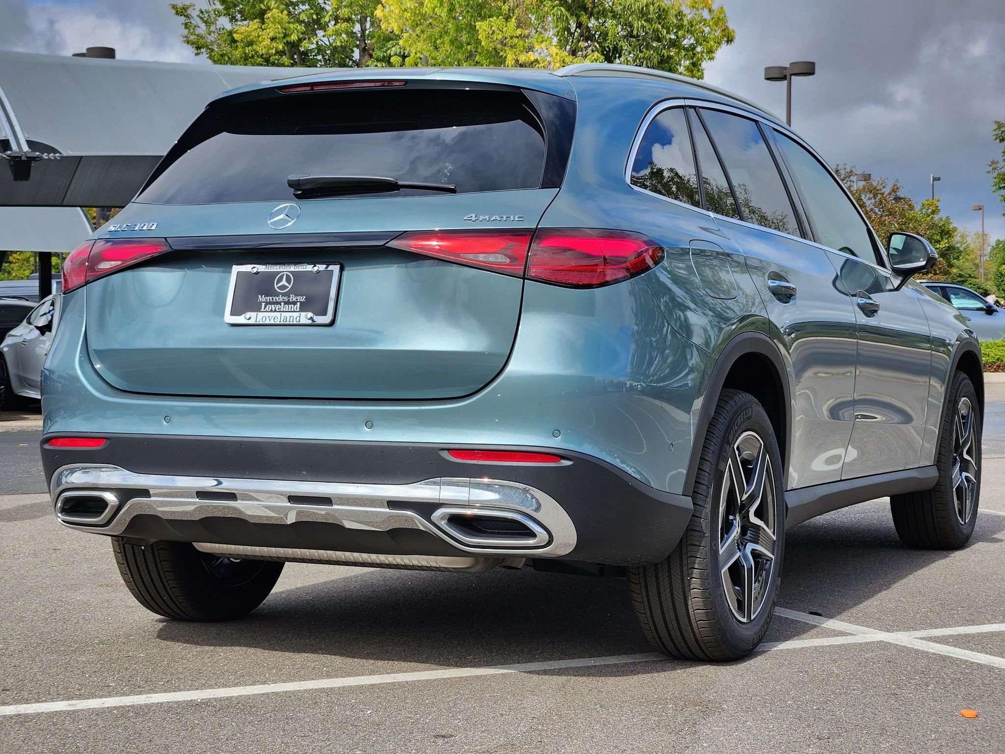 New 2027 Verde Silver Metallic Mercedes-Benz GLC 300 4MATIC® image 8