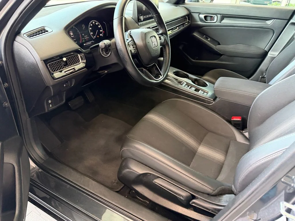 Used 2024 Gray Honda Sport image 11