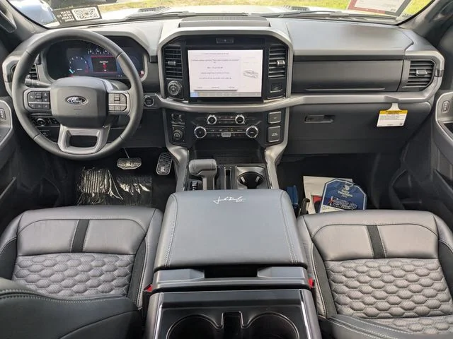 New 2026 Avalanche Ford XLT image 17