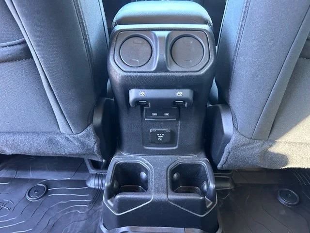 Used 2022 Beige Jeep Unlimited Sahara image 29