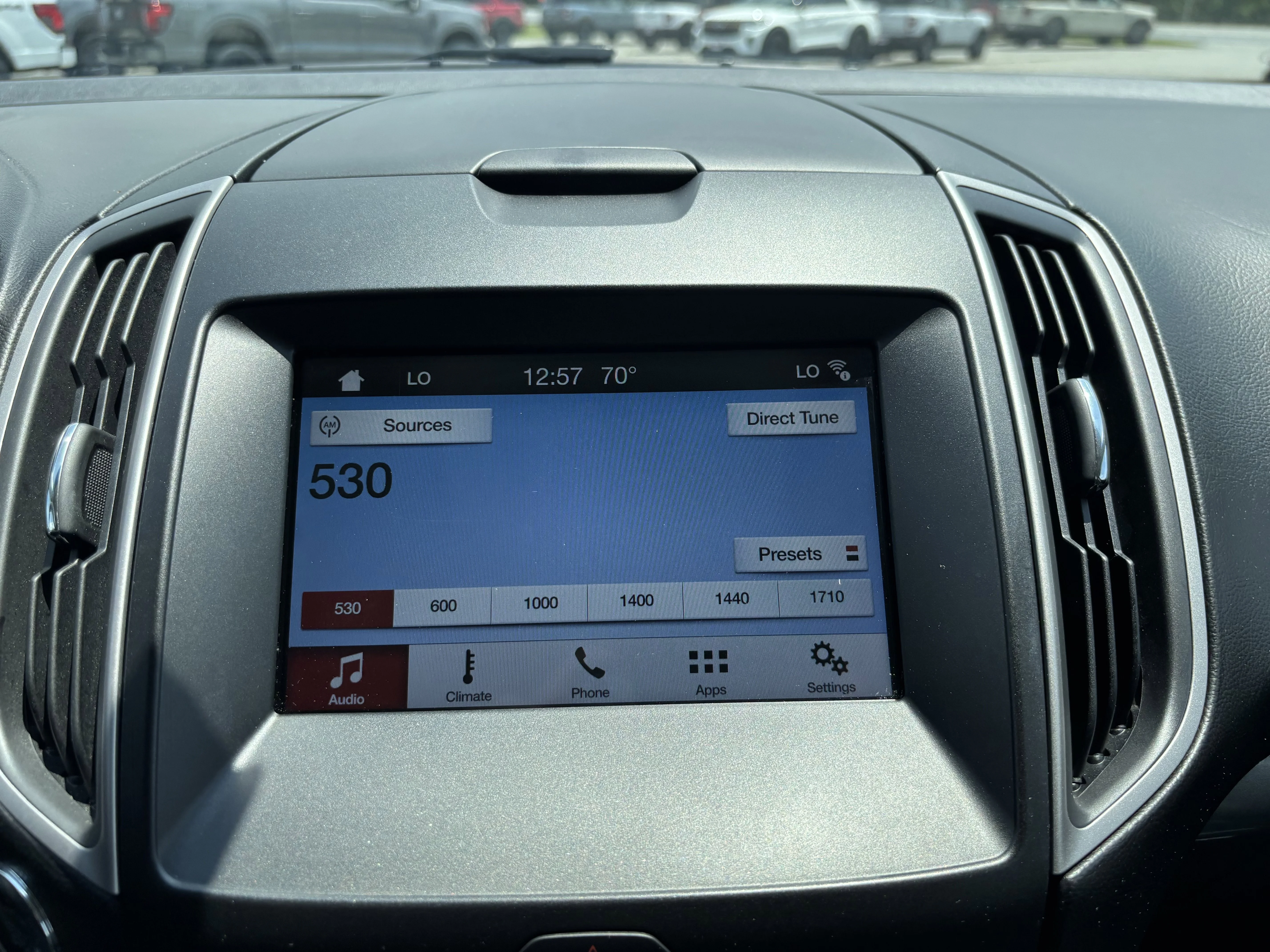 Used 2018 Shadow Black Ford SEL image 22