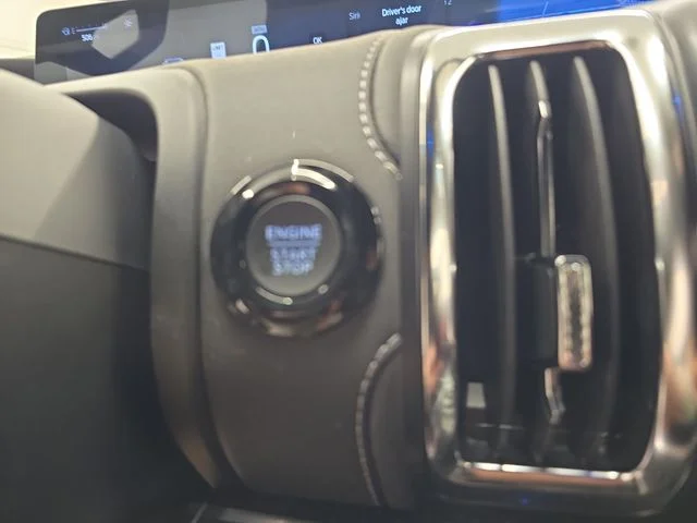 New 2026 Agate Black Metallic Ford MAX Platinum® image 39
