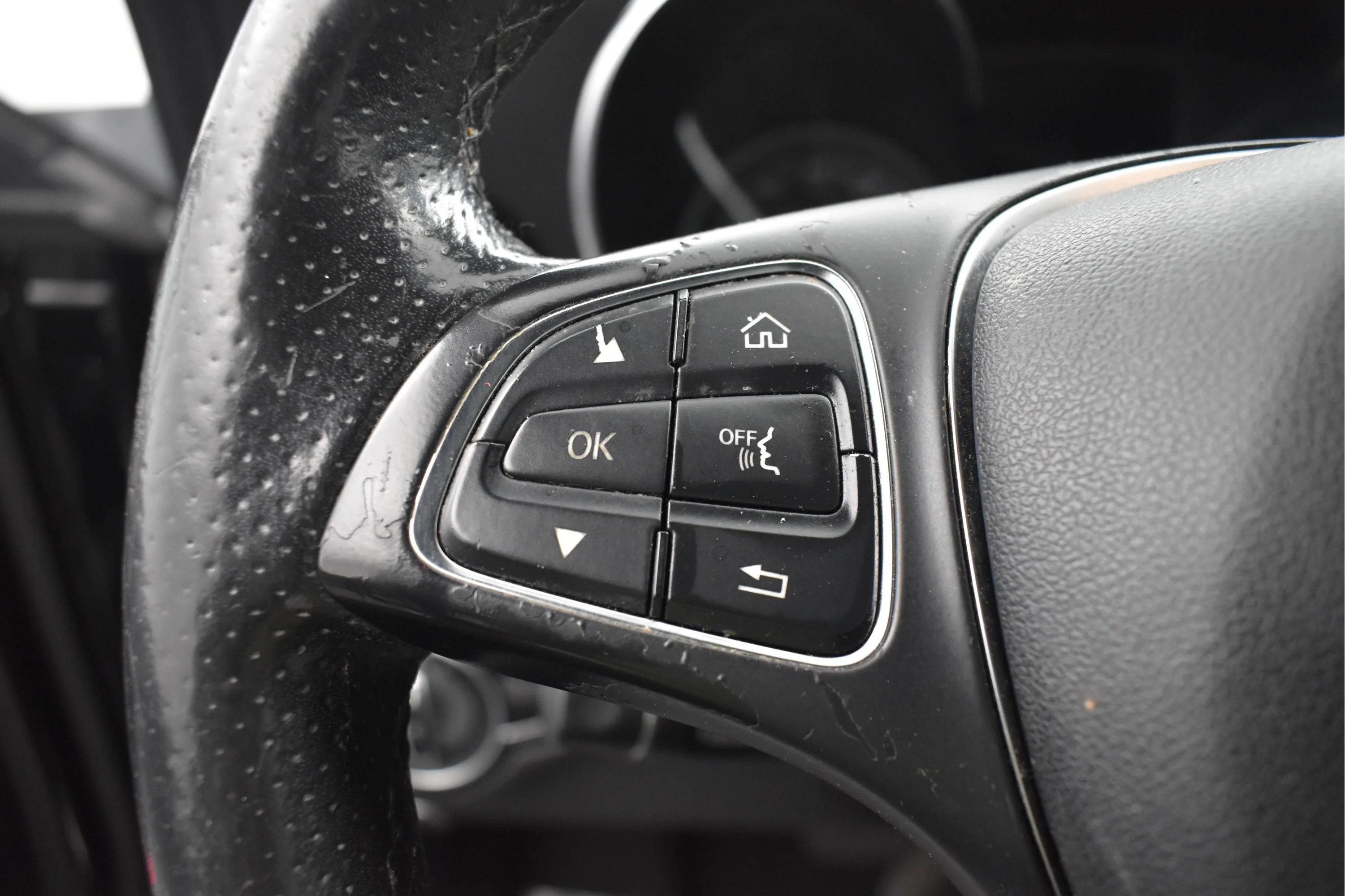 Used 2018 Black Mercedes-Benz C 300 image 20