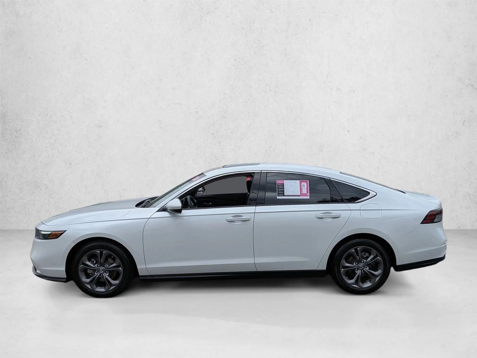 Used 2024 Platinum White Pearl Honda EX image 9