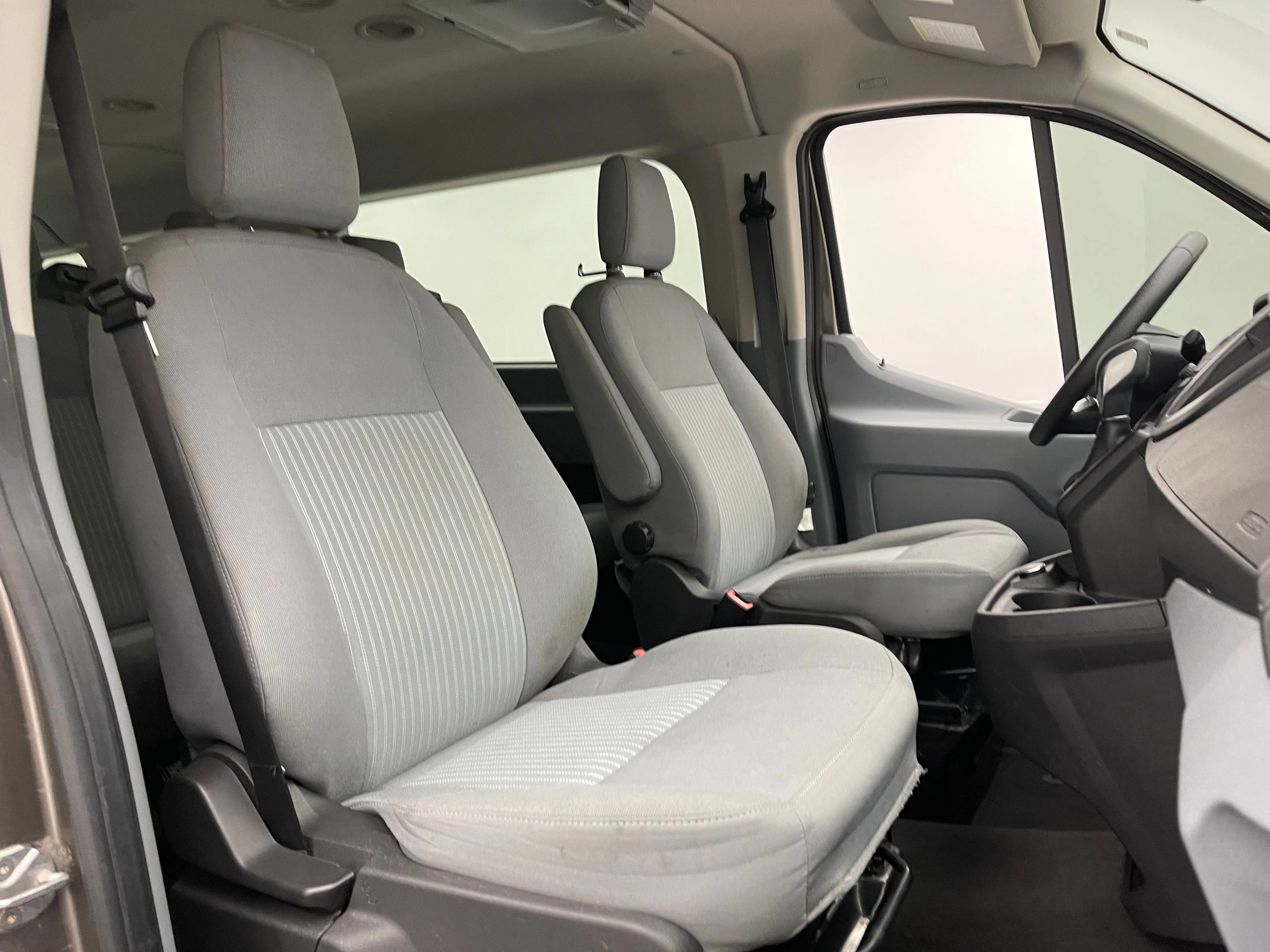 Used 2019 Stone Gray Metallic Ford XLT image 27