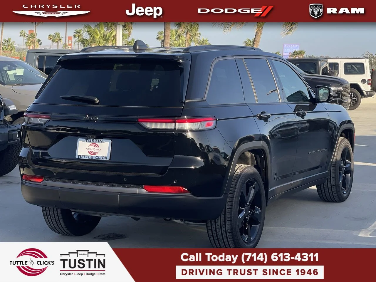 New 2027 High-Gloss Black Paint Jeep Limited image 12
